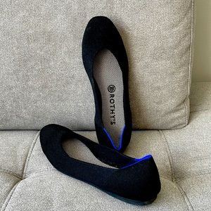 Rothy’s THE SQUARE size 9 black like new.